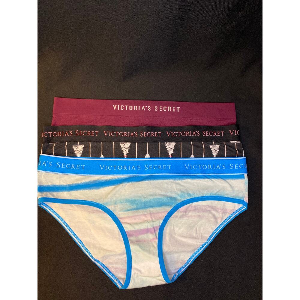 VICTORIAS SECRET PANTIES 3 Pair Hipster Hiphugger Lot Medium NWOT